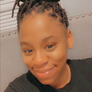 Meet your Posher, Ariana